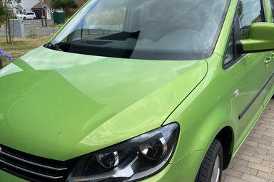 Volkswagen touran get a new front windscreen